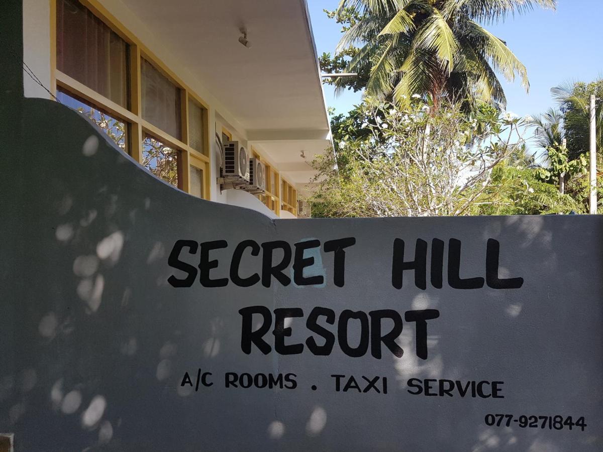 Secret Hill Resort 乌纳瓦图纳 外观 照片